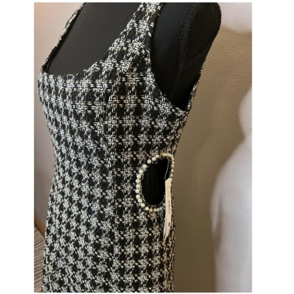 Aqua NWTs Tweed Metallic Mini Dress - Picture 5 of 8